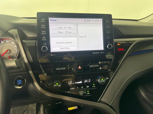 Used 2023 Toyota Camry XSE image 18