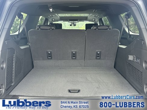 New 2025 Chevrolet Suburban Premier image 23