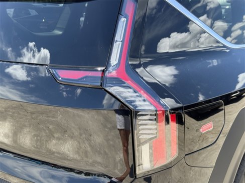 New 2026 Kia EV9 Wind image 11