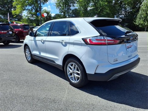 Used 2024 Ford Edge SEL image 6