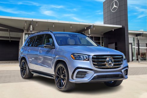 New 2026 Mercedes-Benz GLS 580 4MATIC image 2