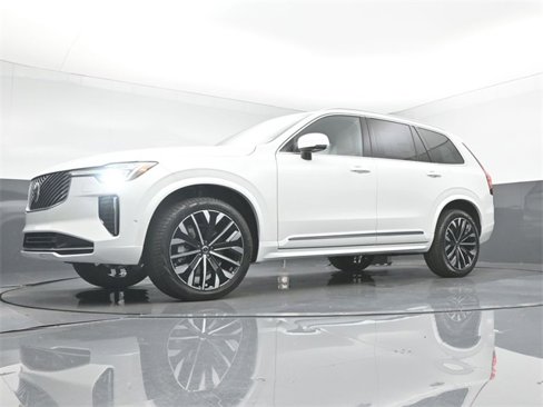 New 2026 Volvo XC90 B6 Plus w/ Protection Package Premier image 41