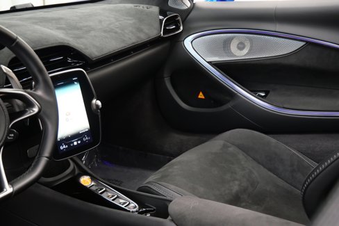 Used 2025 McLaren Artura Spider image 25