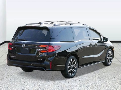 New 2026 Honda Odyssey Elite image 3