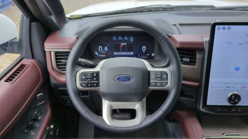 Used 2024 Ford Expedition Max Limited image 21