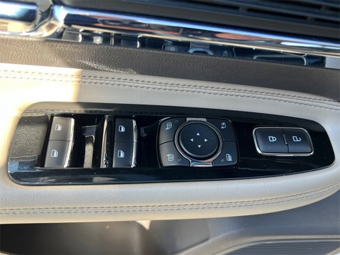 Used 2021 Lincoln Corsair AWD image 13
