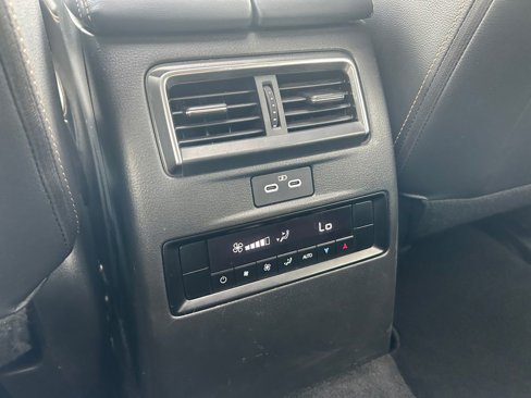 Used 2024 MAZDA CX-90 3.3 Turbo w/ Preferred Plus image 36