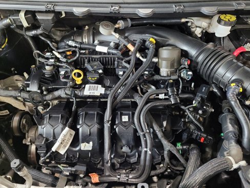 Used 2021 Ford Edge SEL image 30