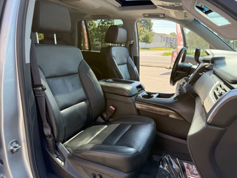 Used 2016 Chevrolet Tahoe LT image 11