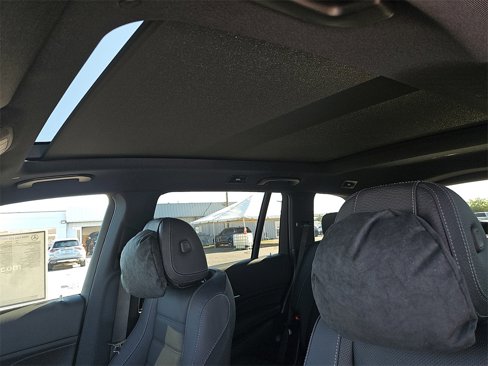New 2026 Mercedes-Benz GLS 450 4MATIC image 19