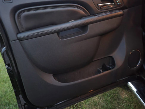 Used 2013 GMC Sierra 2500 Denali w/ Suspension Package, Off-Road image 23
