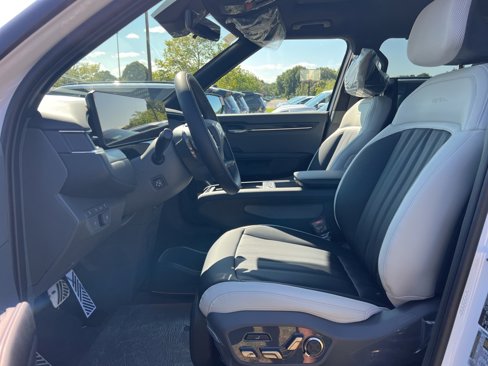 New 2026 Kia EV9 GT-Line image 9