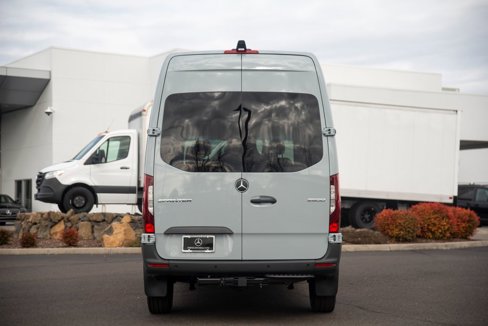 Used 2025 Mercedes-Benz Sprinter 2500 image 4