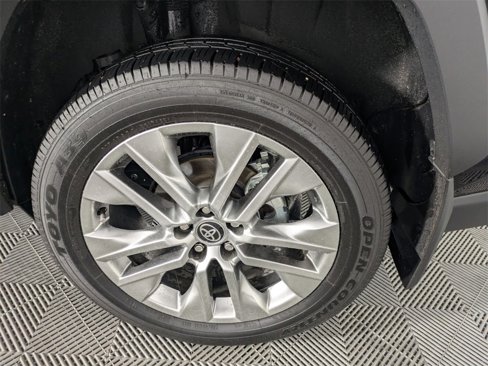 Used 2025 Toyota RAV4 Limited image 19