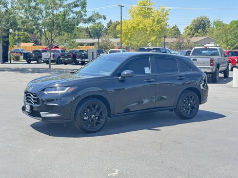 Used 2025 Honda HR-V Sport image 11