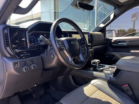 Used 2023 Chevrolet Silverado 1500 ZR2 w/ Technology Package image 34