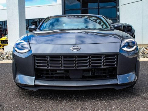 Used 2025 Nissan Z Performance w/ Floor Mat Package image 2