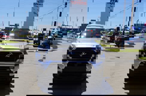New 2025 Toyota Tacoma SR5 image 3