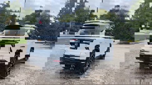New 2026 Chevrolet Traverse High Country w/ LPO, Floor Liner Package image 8