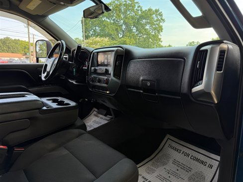 Used 2018 Chevrolet Silverado 1500 LT w/ All Star Edition image 54