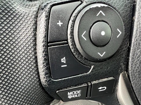Used 2016 Toyota Corolla L image 18