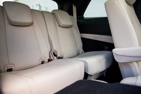 Used 2025 Mercedes-Benz GLS 450 4MATIC image 26
