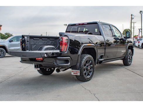 New 2026 GMC Sierra 2500 AT4 w/ AT4 Premium Plus Package image 9