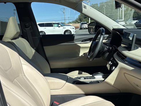 Used 2022 INFINITI QX60 Luxe w/ Vision Package image 19