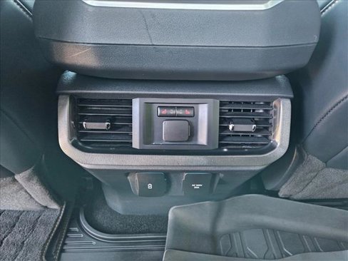 Used 2022 Ford F150 Platinum w/ Equipment Group 701A High image 16