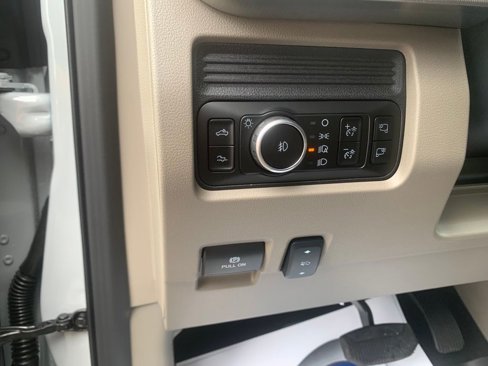 New 2026 Ford F250 Platinum w/ Platinum Plus Package image 12