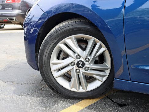 Used 2020 Hyundai Elantra Value Edition image 14