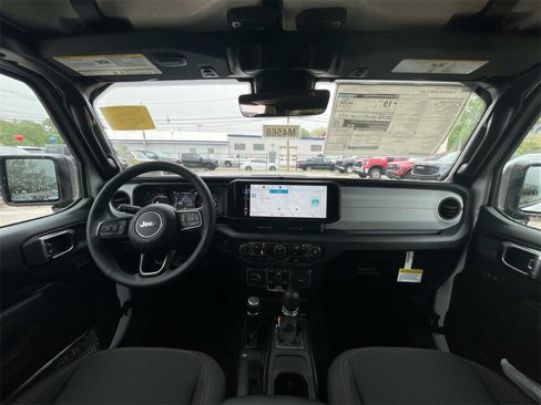 New 2025 Jeep Gladiator Sport image 7