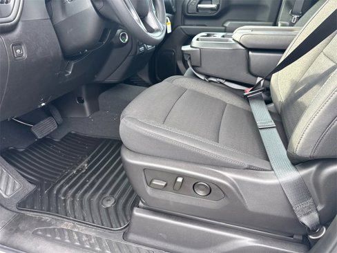 New 2026 Chevrolet Silverado 2500 Custom w/ Custom Value Package image 10