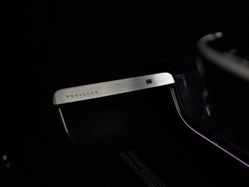 New 2025 Cadillac Lyriq Luxury image 13
