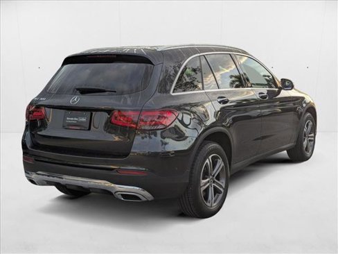 Used 2022 Mercedes-Benz GLC 300 image 5