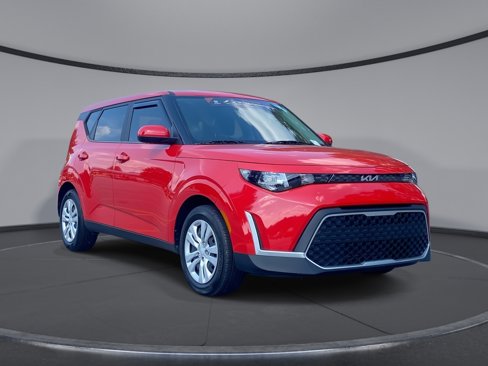 Certified 2023 Kia Soul LX image 1