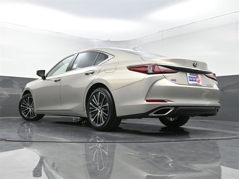 Used 2024 Lexus ES 350 w/ Premium Package image 31