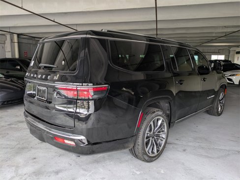 New 2025 Jeep Wagoneer L Series III w/ Premium Group I image 5