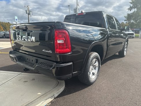 New 2025 RAM 1500 4x4 Crew Cab image 7