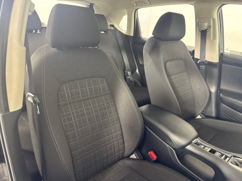 Used 2023 Honda HR-V LX image 28