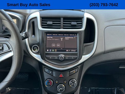 Used 2020 Chevrolet Sonic LT image 21