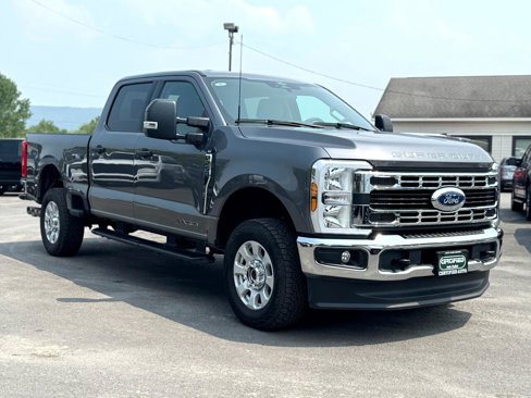 Used 2024 Ford F250 XLT image 3