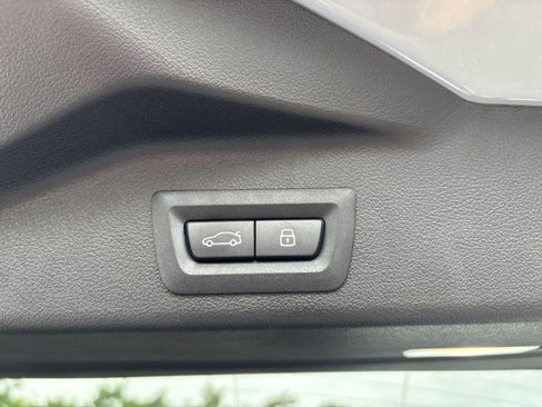 New 2026 BMW X5 xDrive40i w/ M Sport Package image 8