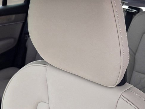 Used 2025 Volvo XC90 T8 Plus w/ Protection Package Premier image 30