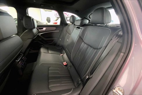 New 2025 Audi A6 3.0T allroad Prestige image 13
