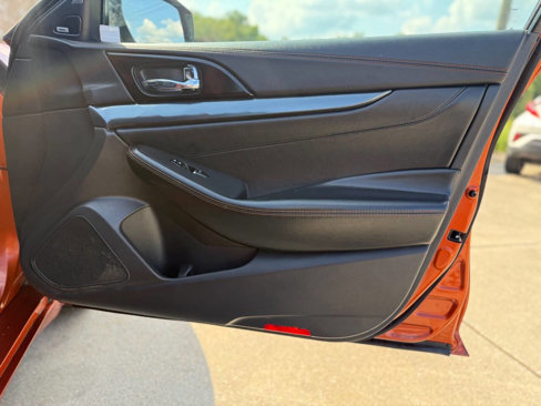 Used 2020 Nissan Maxima SR w/ Sport Mat Group image 27