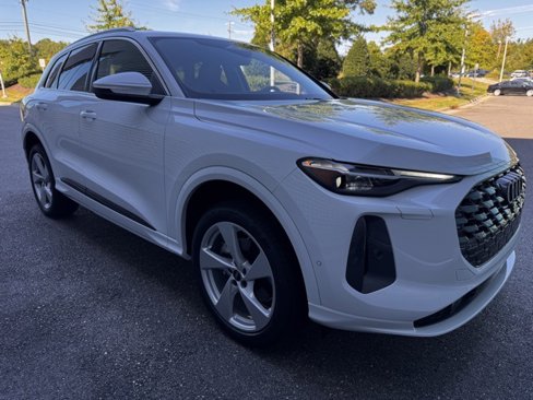 New 2025 Audi Q5 Premium Plus image 6