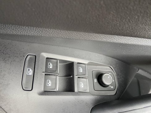 Used 2025 Volkswagen Jetta S image 22