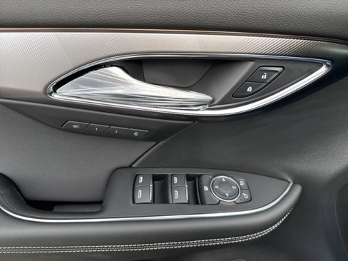 New 2025 Buick Envision Sport Touring image 10