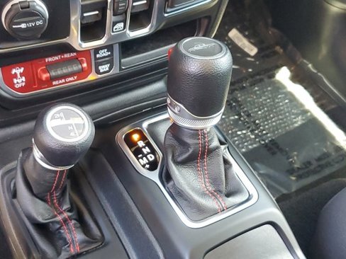 Used 2022 Jeep Gladiator Rubicon w/ LED Lighting Group image 26